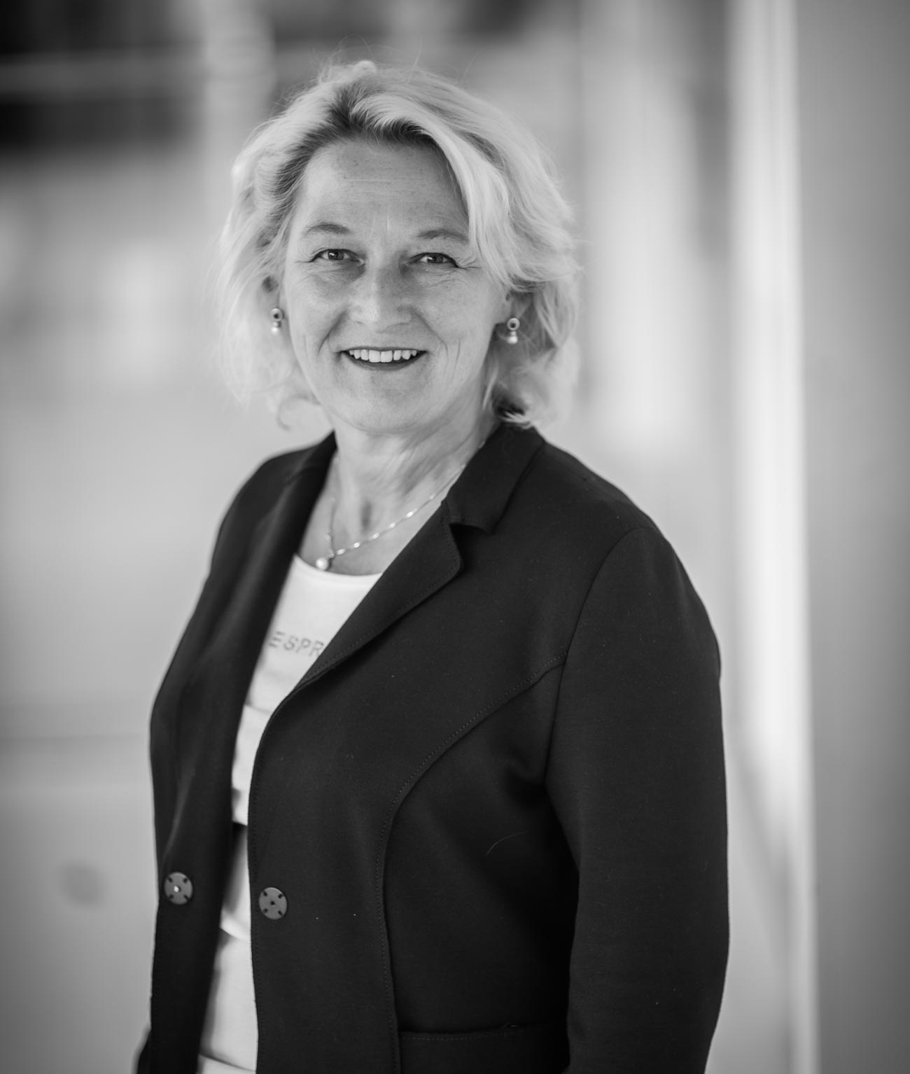 mirjam tirion